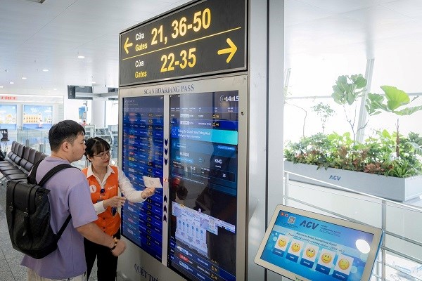 Sát nghỉ lễ, vé máy bay đi Tân Sơn Nhất không còn khan hiếm